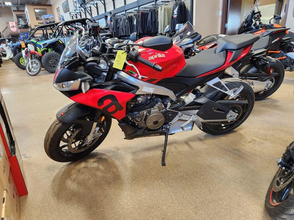 2024 Aprilia Tuono 660 alt