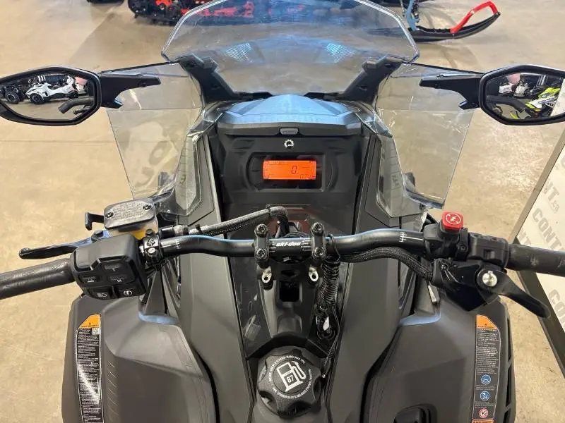 Ski-Doo Renegade 900 ACE Adrenaline 2024