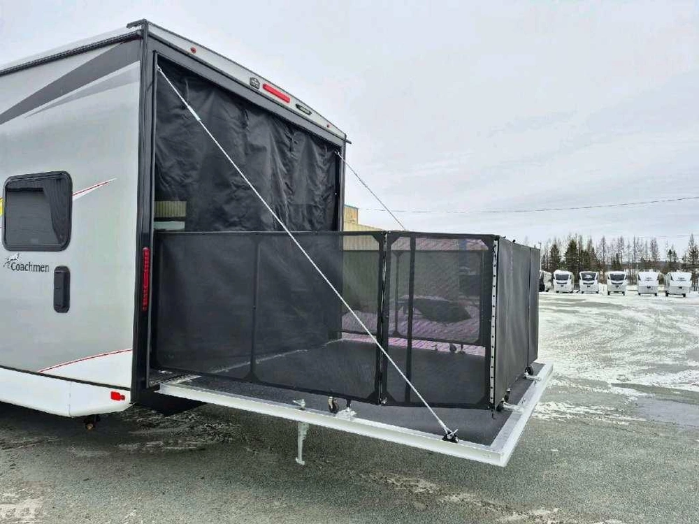 Coachmen Adrenaline 27lt 2021 alt