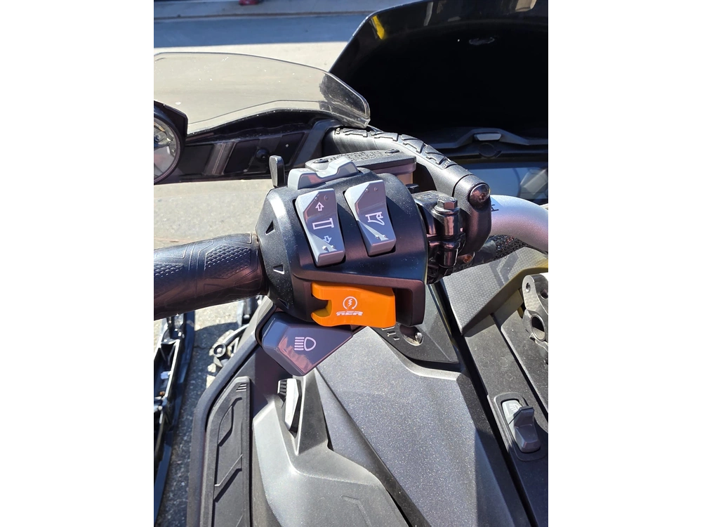 2020 Ski-doo Renegade Xrs 850 E-tec