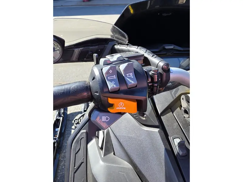 2020 Ski-Doo RENEGADE XRS 850 E-TEC