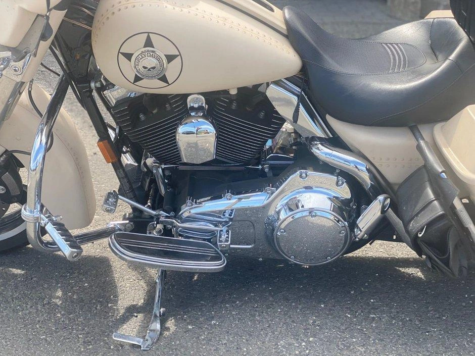 Harley-davidson Street Glide Flhx 2008 alt