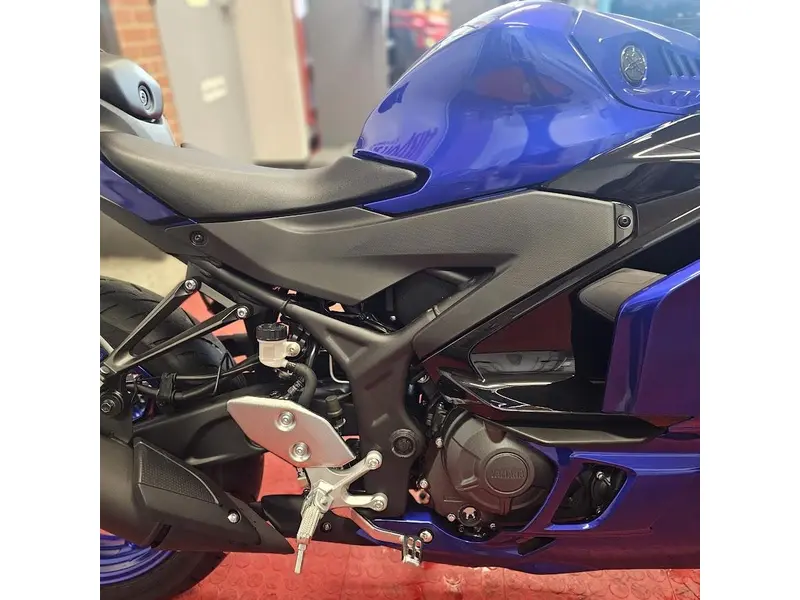 2026 Yamaha YZF R3 ABS thumbnail 13