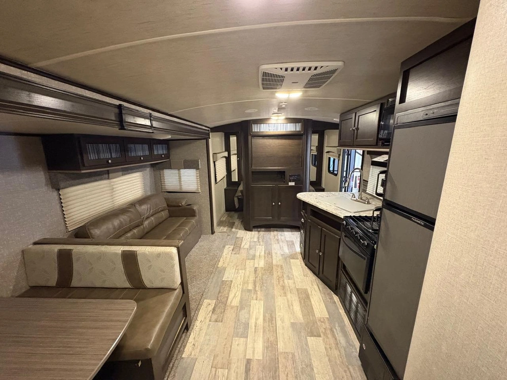 2018 Other Shadow Cruiser Id280qbs alt