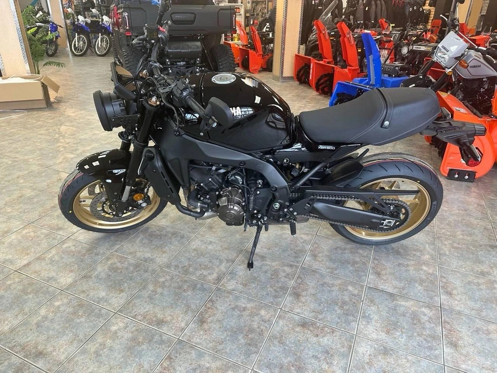 Yamaha Xsr900 2026 alt