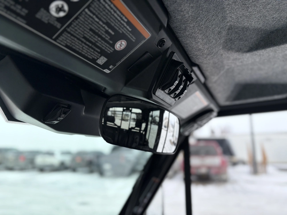 2026 Can-am Defender Max Limited Hd11 alt