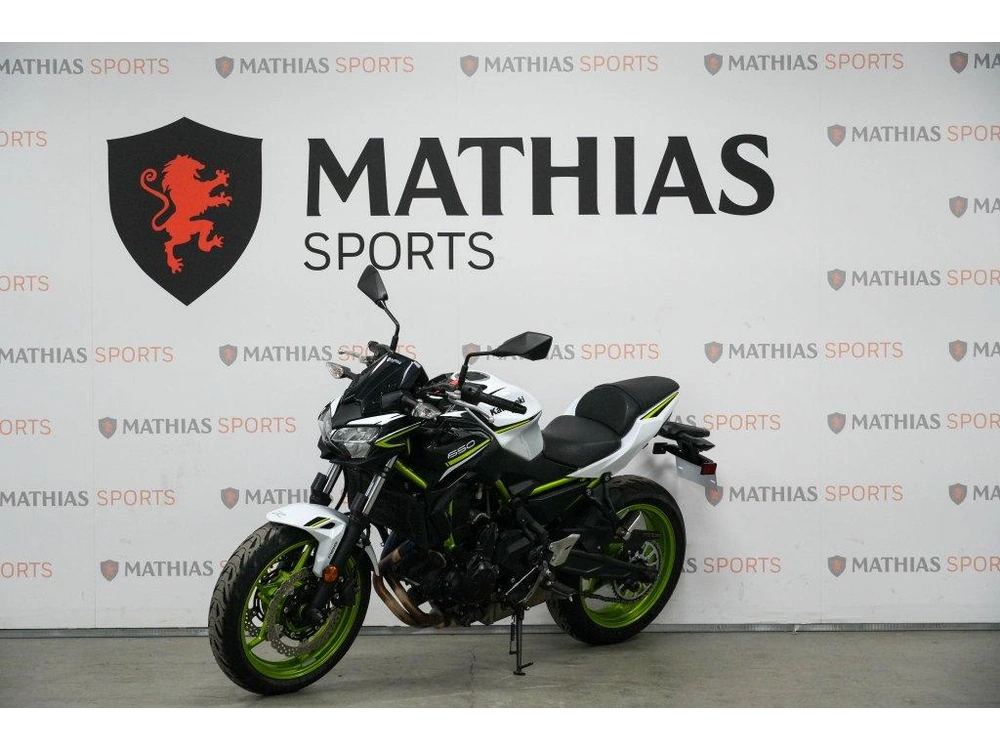 Kawasaki Z650 2021 alt