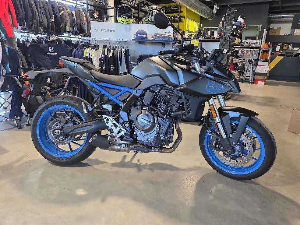 Suzuki Gsx 800 S 2024 alt