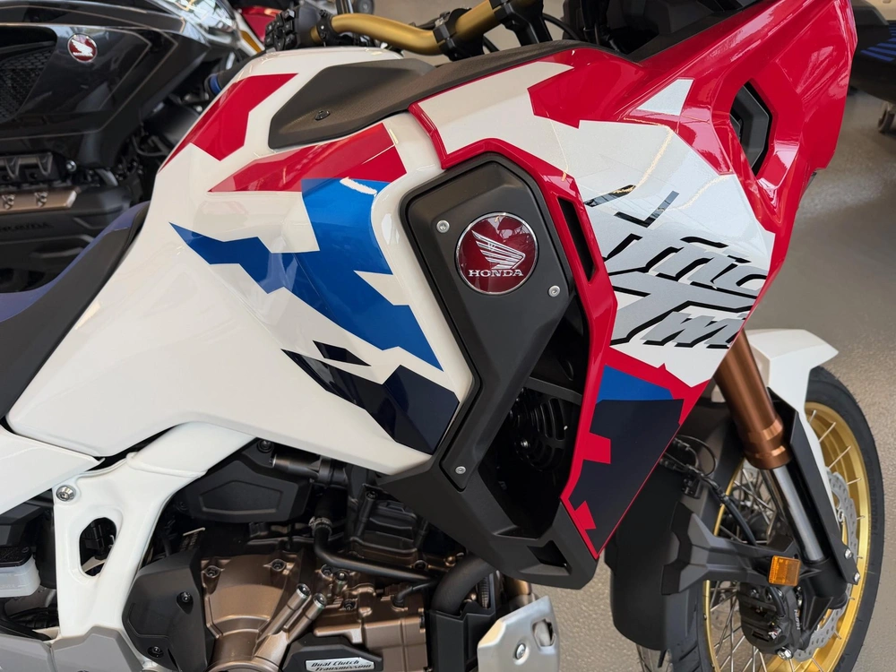 Honda Africa Twin 1100 Adeventure Sport Es 2026 alt