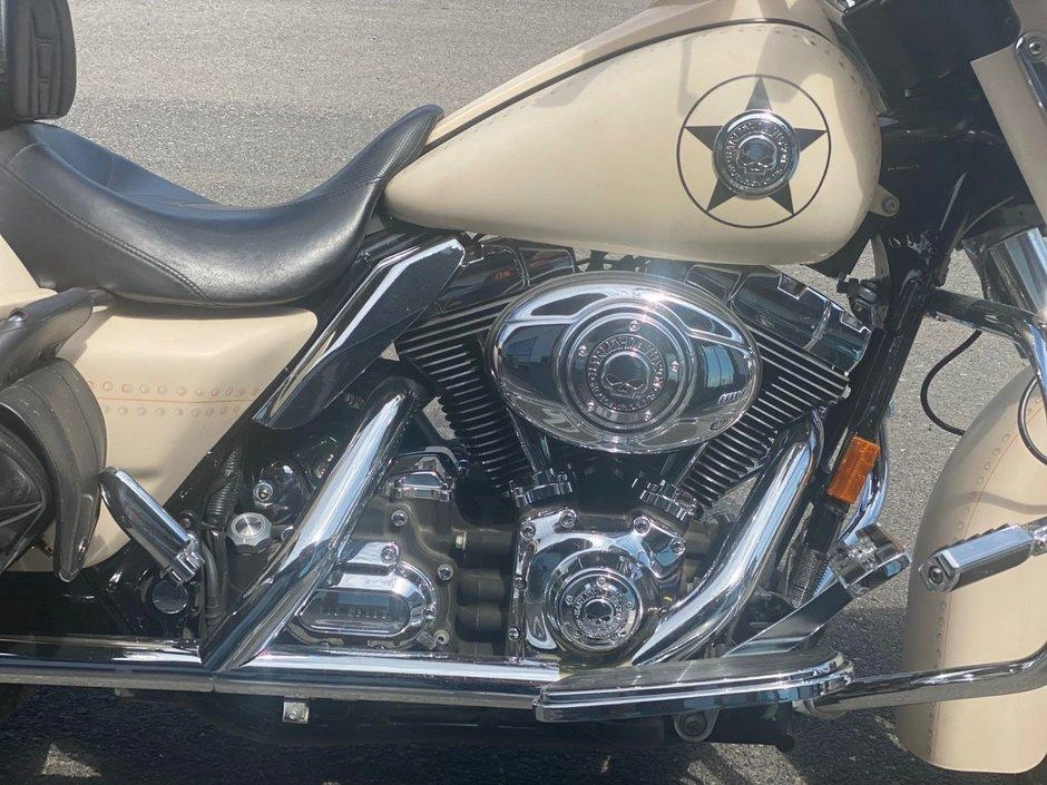 Harley-davidson Street Glide Flhx 2008 alt