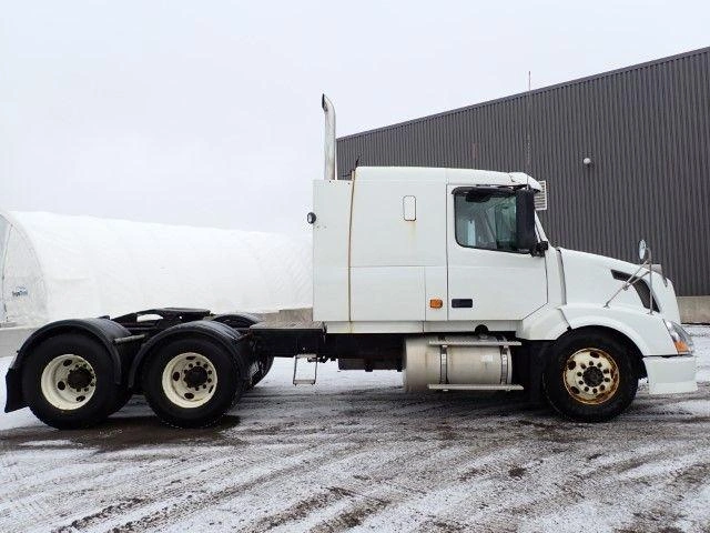 Volvo Vnl 2006