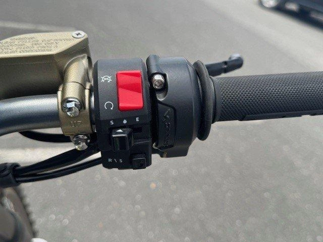 Surron Storm Bee 22,500 Watts 2023 alt