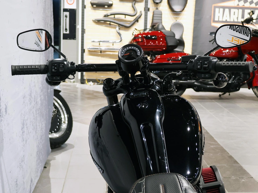 Harley-davidson Breakout Fxbr 2025 alt