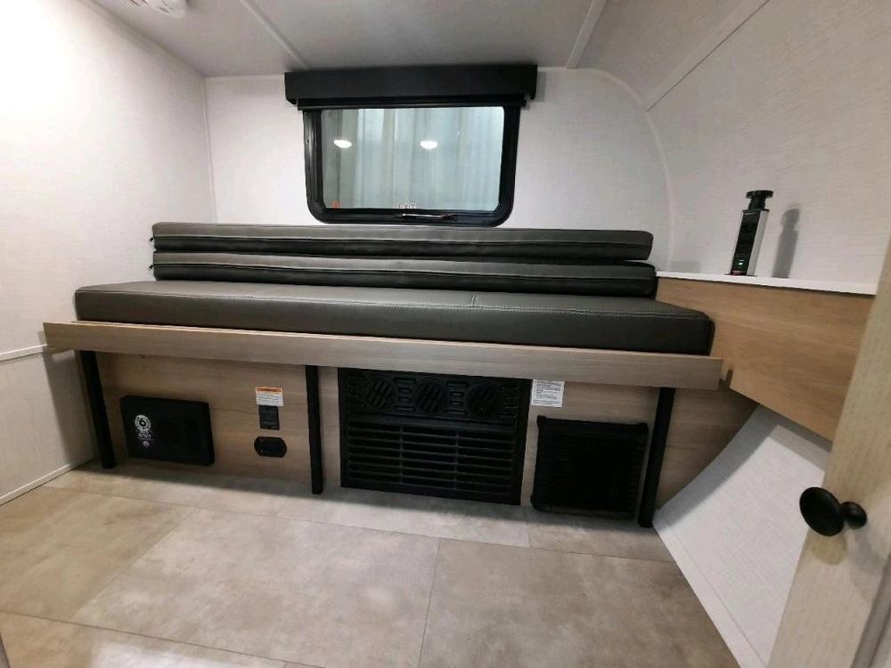 Flagstaff E-pro 12sa 2025 alt