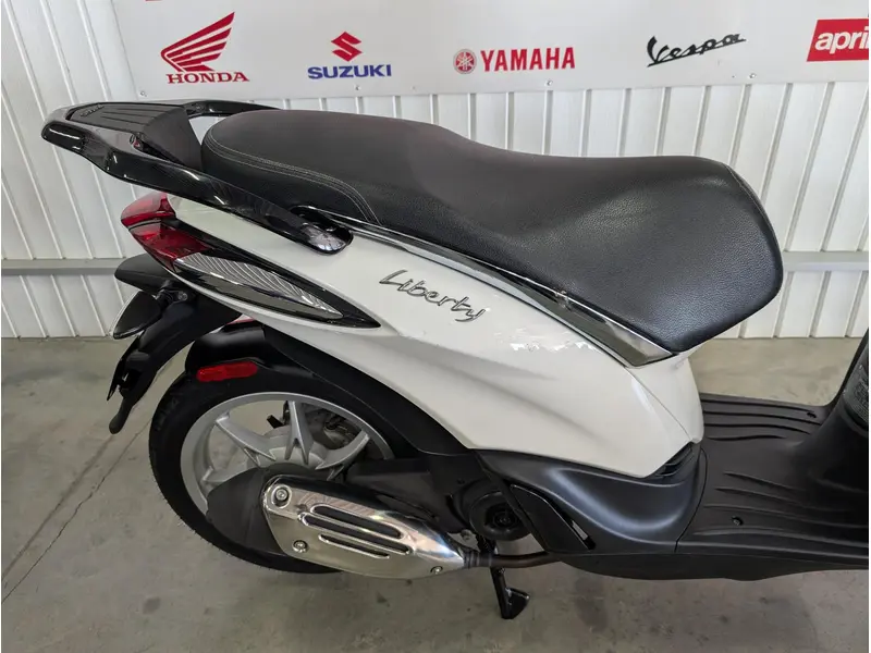 2021 Piaggio Liberty 50 thumbnail 6