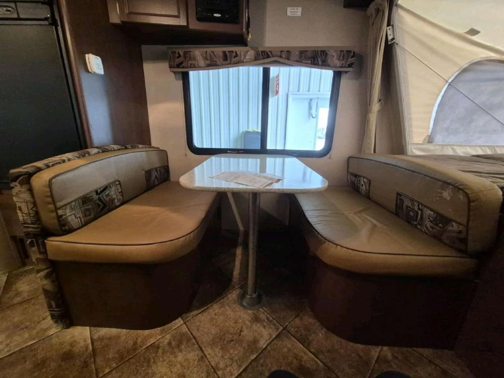 Dutchmen Kodiak Express 172e Hybride 2015 alt