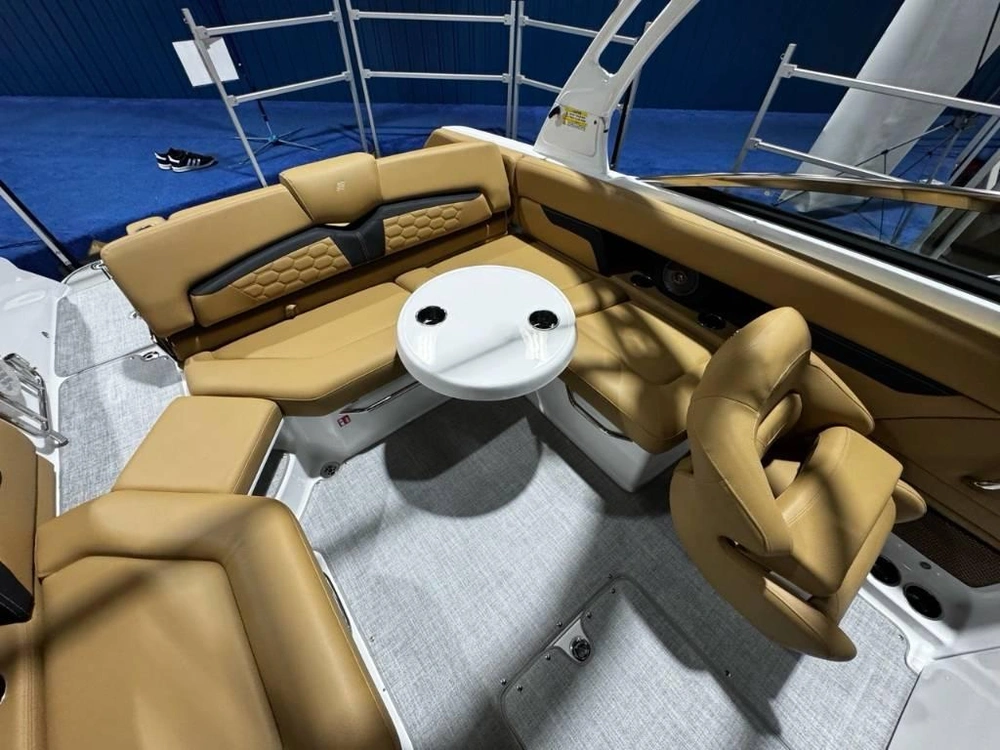 Four Winns Hd5 6.2l/b3 Dts 2026 alt