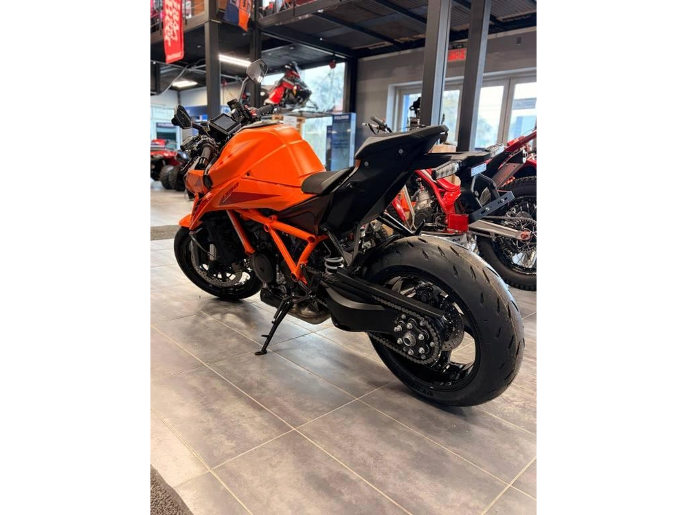 Ktm 1390 Super Duke R Evo 2026 alt