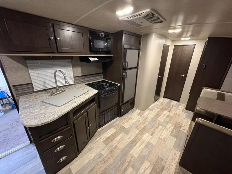 Autre Shadow Cruiser ID280QBS 2018