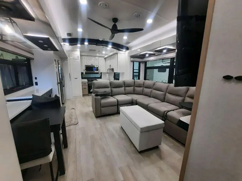 2026 Jayco Pinnacle 38FBRK thumbnail 12