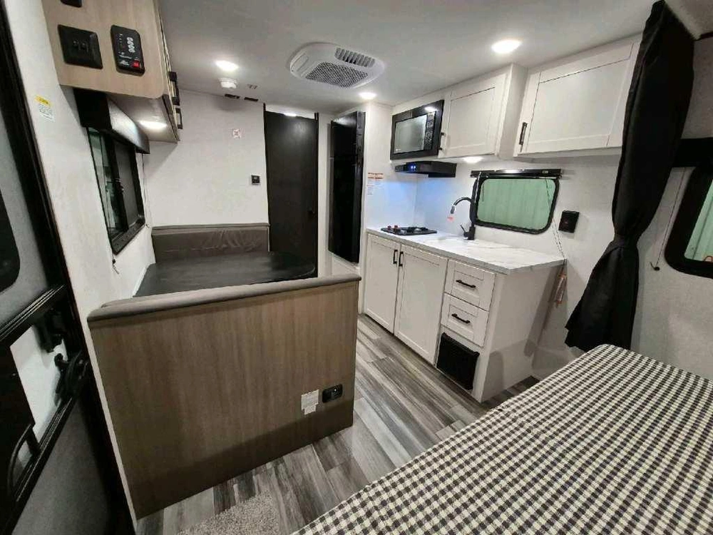 Jayco Jay Flight Slx 175fq 2026 alt