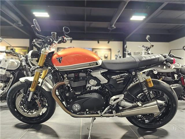 2026 Triumph Speed Twin 1200 Rs alt