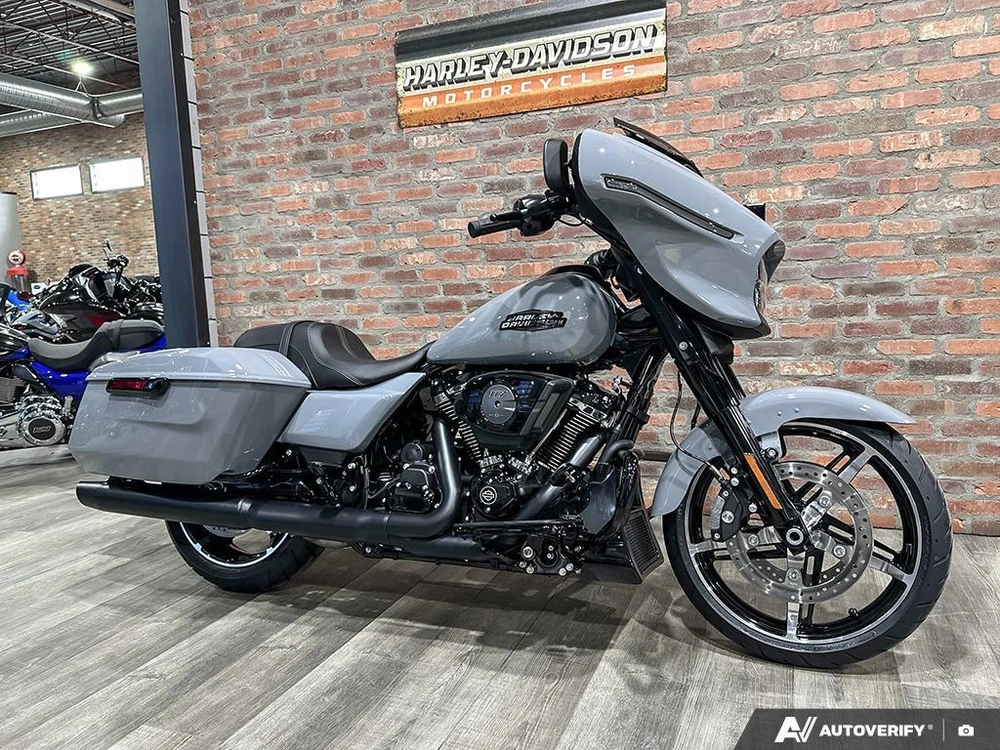 2026 Harley-davidson Street Glide alt