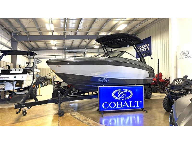 2026 Cobalt Boats R4 Surf alt