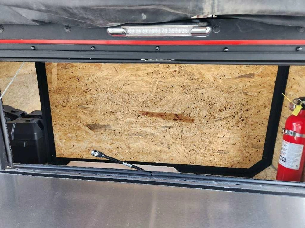 Alcom Off Road Spur Overlanding Jeep 2023 alt