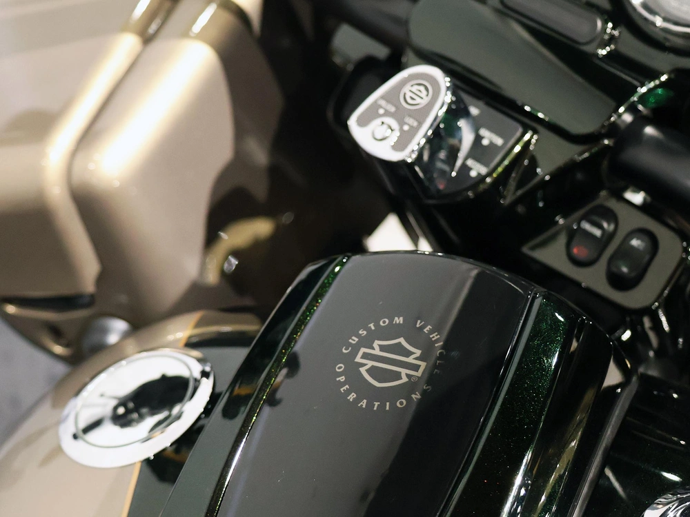 2013 Harley-davidson Cvo Road Glide Fltrxse alt