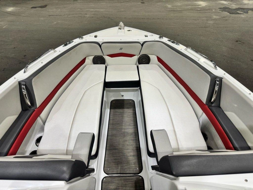 Four Winns 260 Horizon Sport Rs 2022 alt