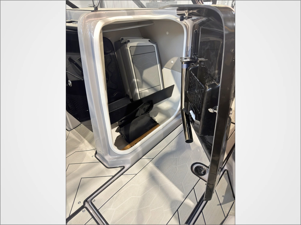 2026 Yamaha 255xd $3,000 Rebate alt