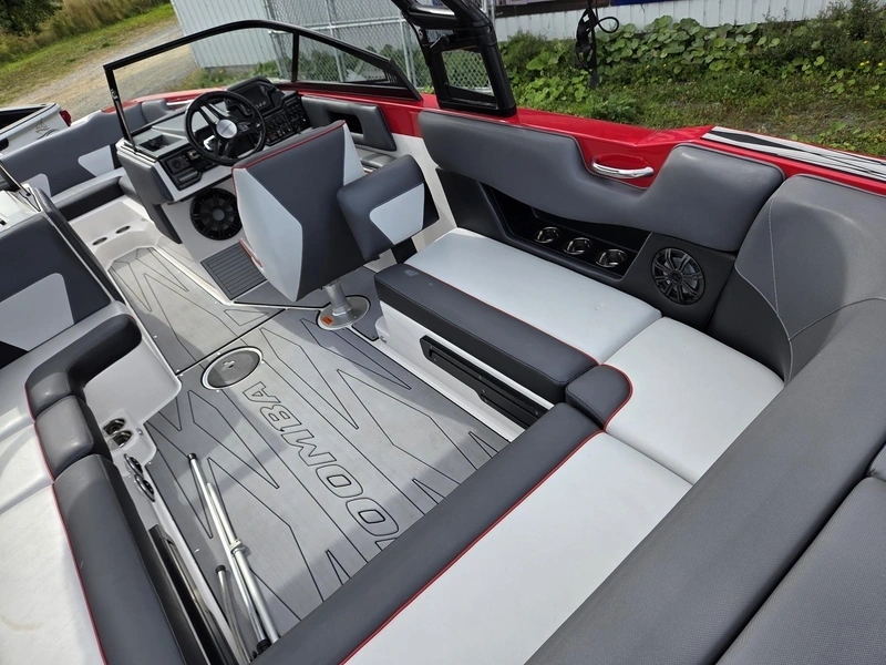 Moomba Moomba Max 2018 alt