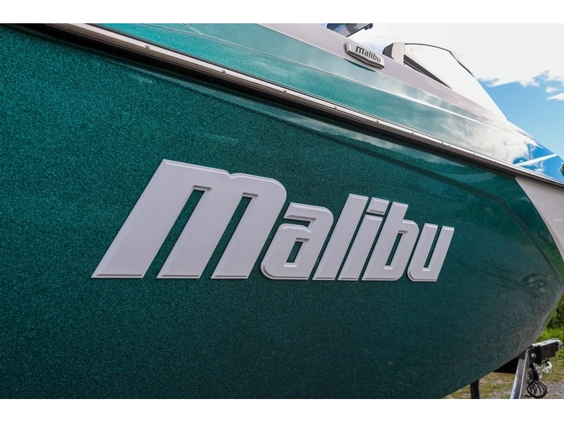 2026 Malibu 23 Lsv alt