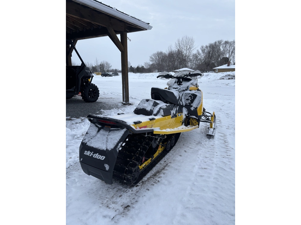 2024 Ski-doo Mxz X 600 R alt