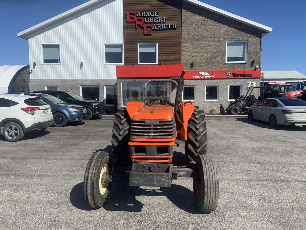 Kubota M5400 1996 alt