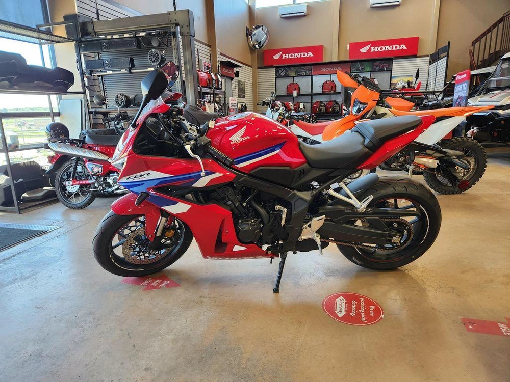 2025 Honda Cbr650racs ** alt