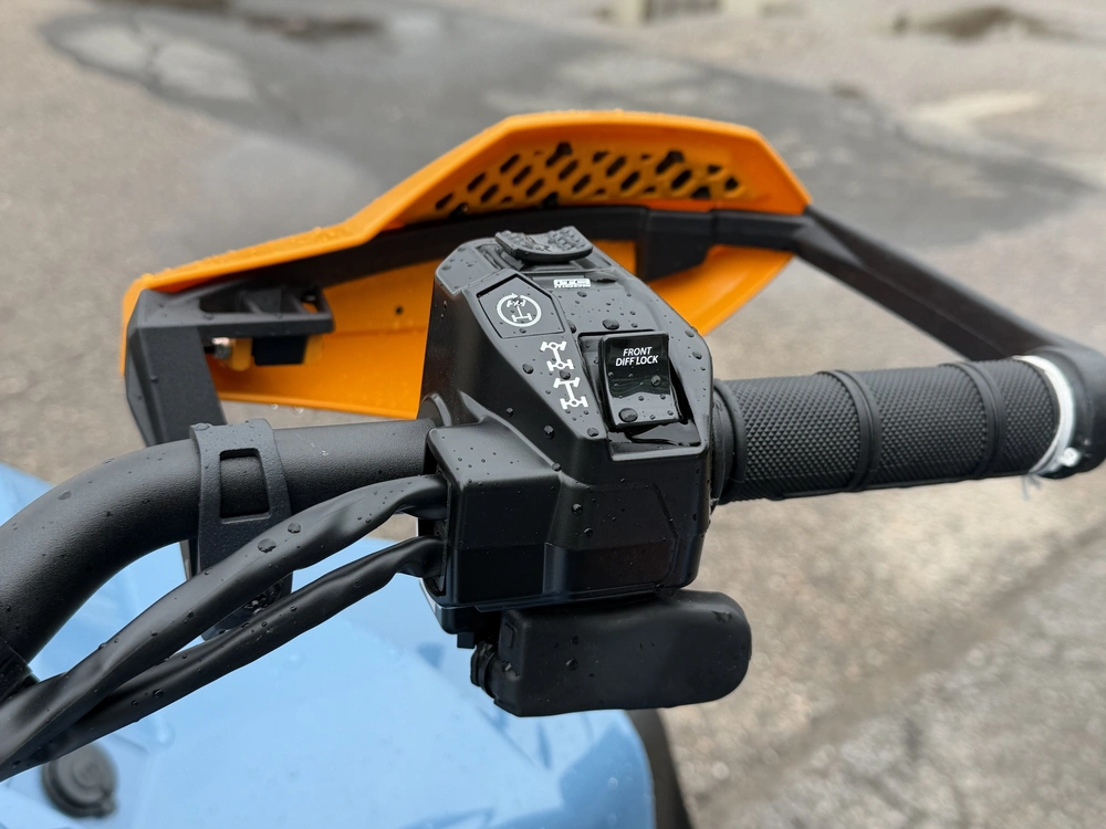 2026 Brp Renegade X Mr 1000r (canada) alt