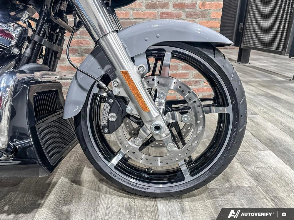 2026 Harley-davidson Road Glide alt