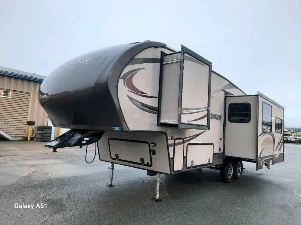 Crossroads Crusader 260rl 2015 alt