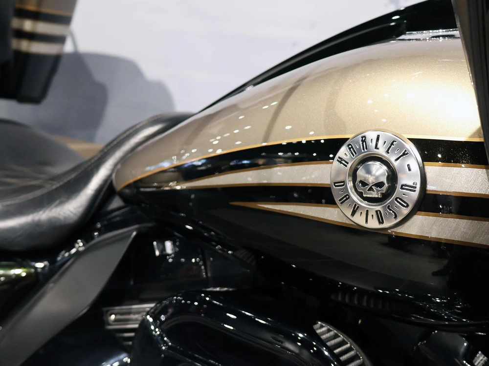 2013 Harley-davidson Cvo Road Glide Fltrxse alt