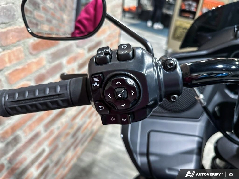 2026 Harley-davidson Road Glide alt