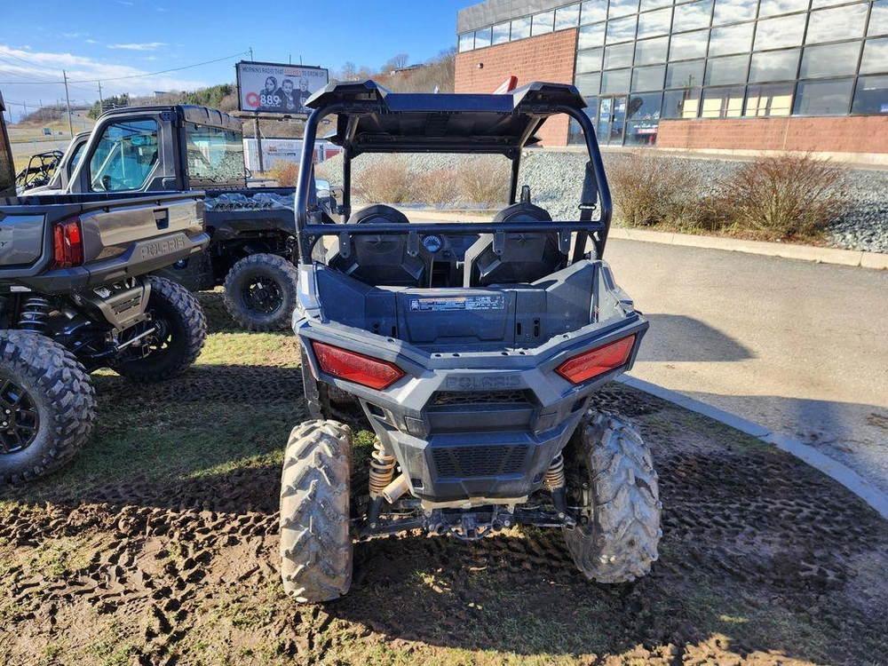 2018 Polaris Rzr® 900 Eps Titanium Metallic alt
