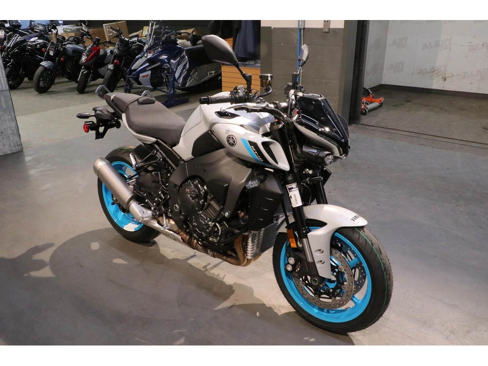2026 Yamaha Mt-10 alt