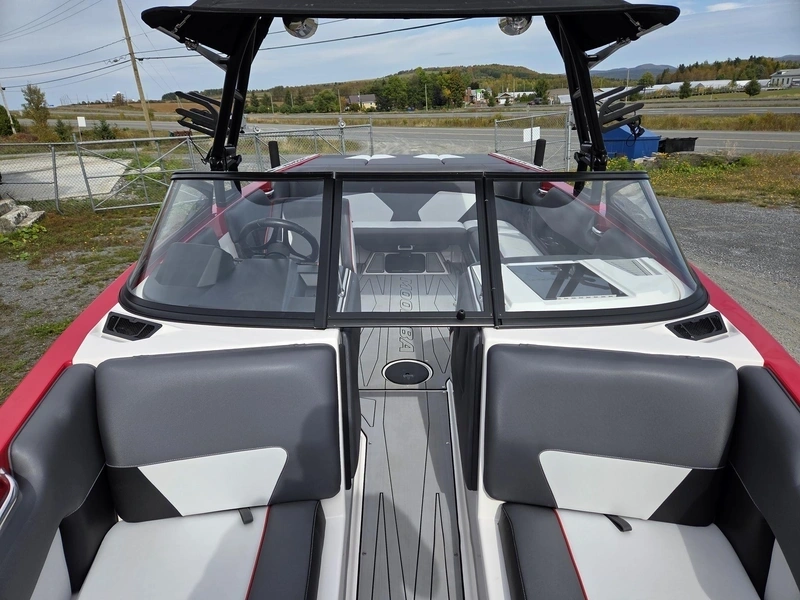 Moomba Moomba Max 2018 alt