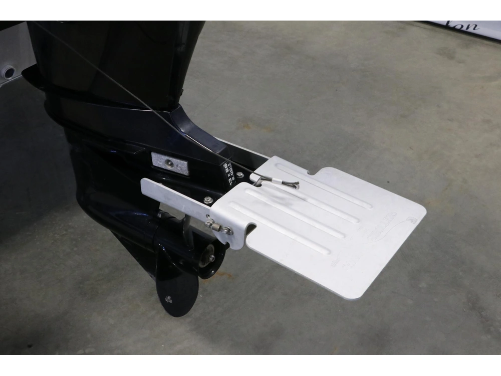 2012 Lund 1600 Fury Tiller + Moteur Mercury 40 Hp & Remorque alt