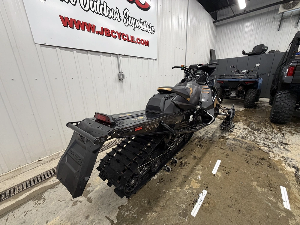 2019 Polaris 800 Switchback Assault 144 alt