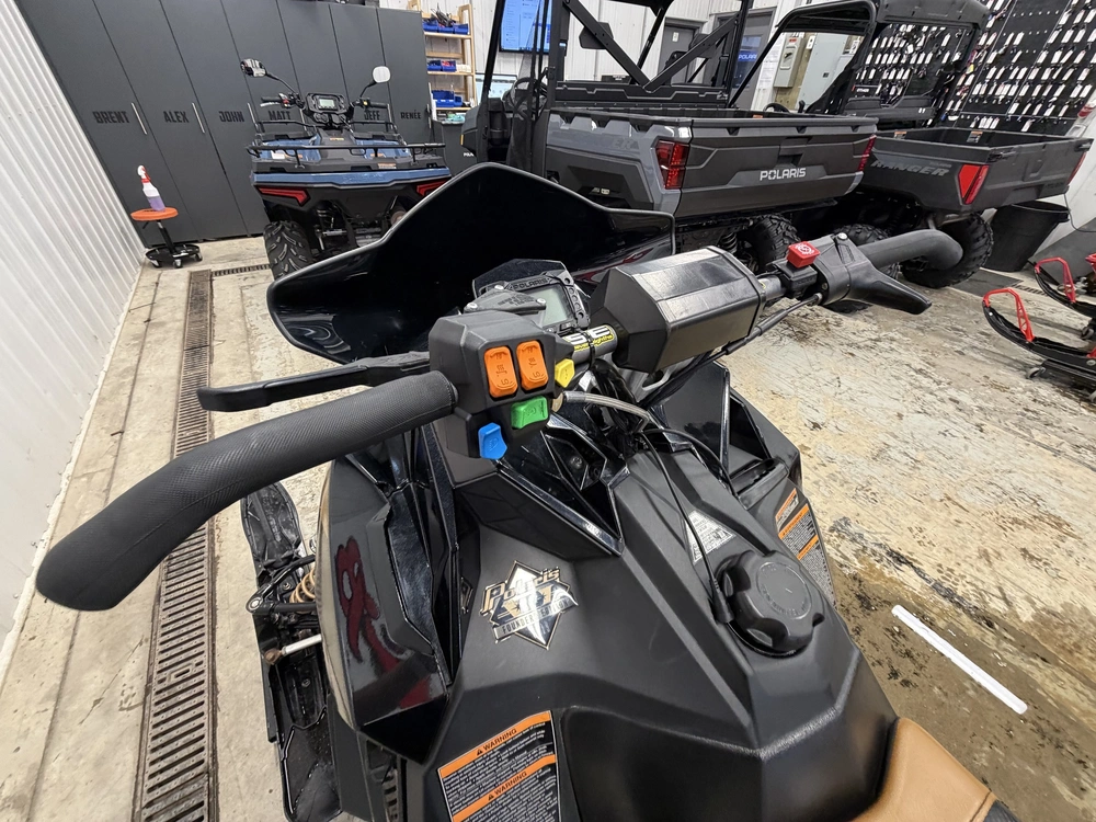 2019 Polaris 800 Switchback Assault 144 alt