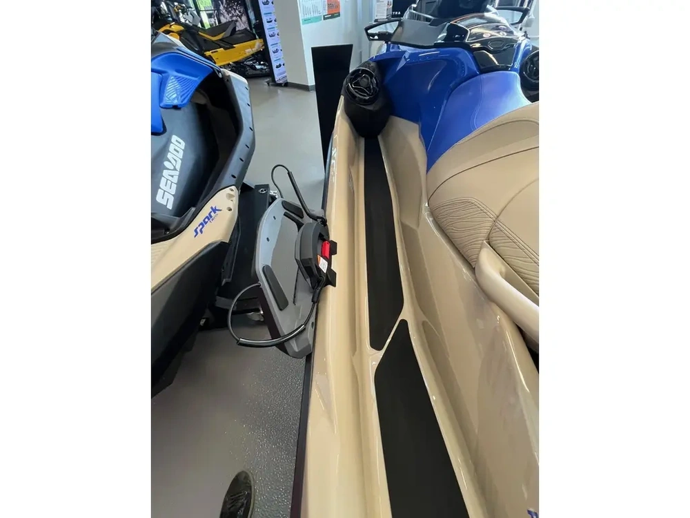 Sea-doo Wake Pro 230 (4 Ans De Protection) 2026 alt