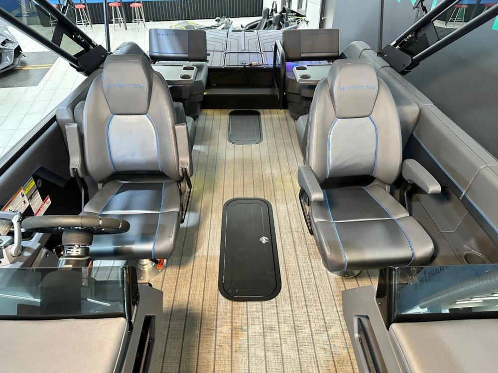 Manitou 26 Explore Navigator Max 2024 alt